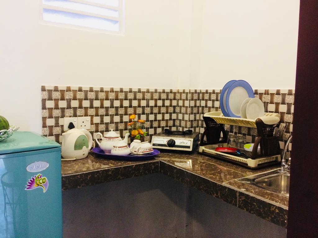 Damith Tourist Inn Mirissa Ngoại thất bức ảnh